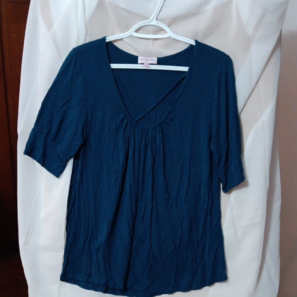 Elegant Deep Blue V-Neck Short Sleeve Top